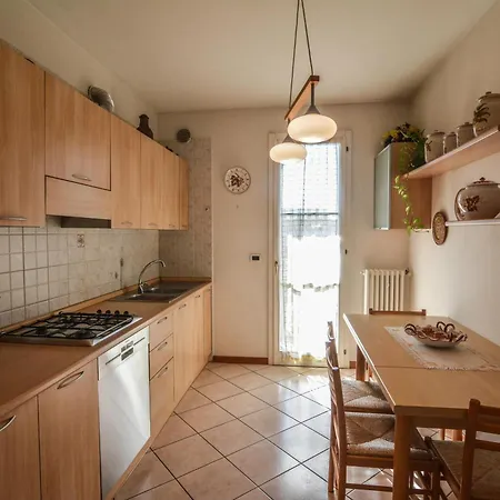 Casa Liana アパート チェルヴィア